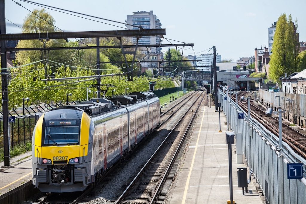 Belgian train travelers are ditching planes for European rails