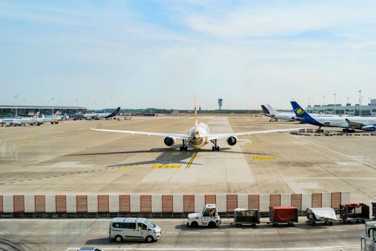 Brussels Airport's Finances Boom While Strikes and Border Chaos Pile Up