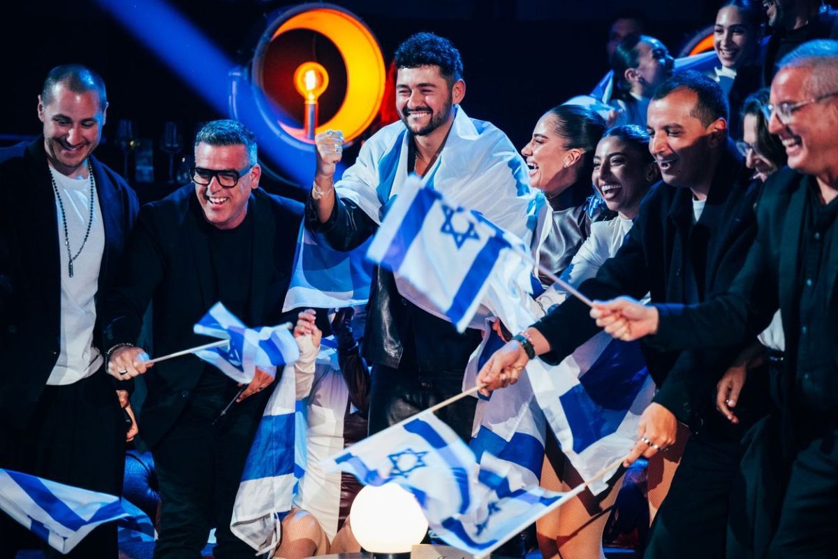 Bulgarian Eurovision winner celebrates with Israeli flag-waving supporters in Vienna