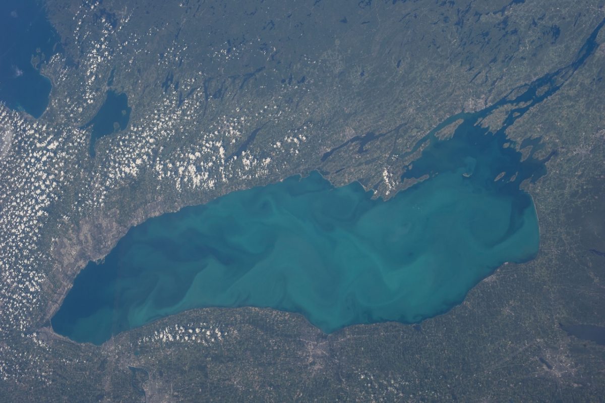 Google Maps Just Split Lake Ontario in Two (and Canada Is Not Happy)