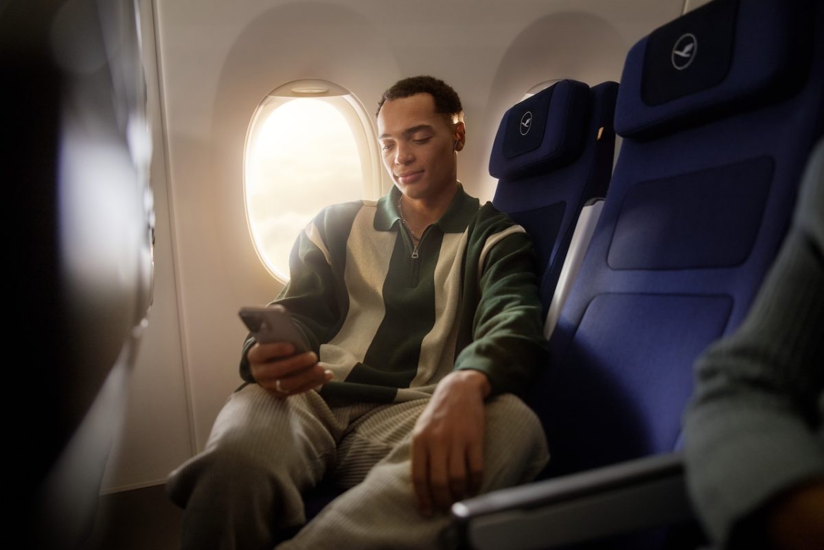 Lufthansa's 850-aircraft Wi-Fi bet just got real