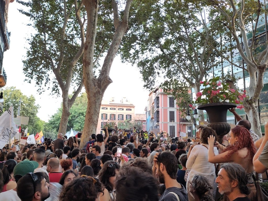Mallorca's Breaking Point: When Paradise Pushes Back