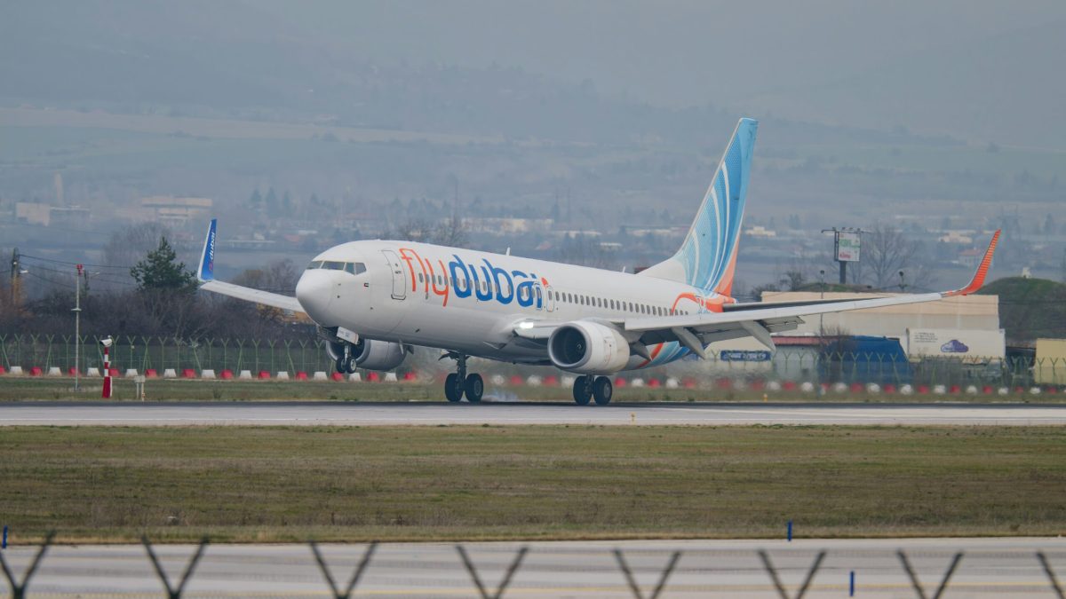 Passengers Stormed the Cockpit After a Pilot Was Stabbed Mid-Flight