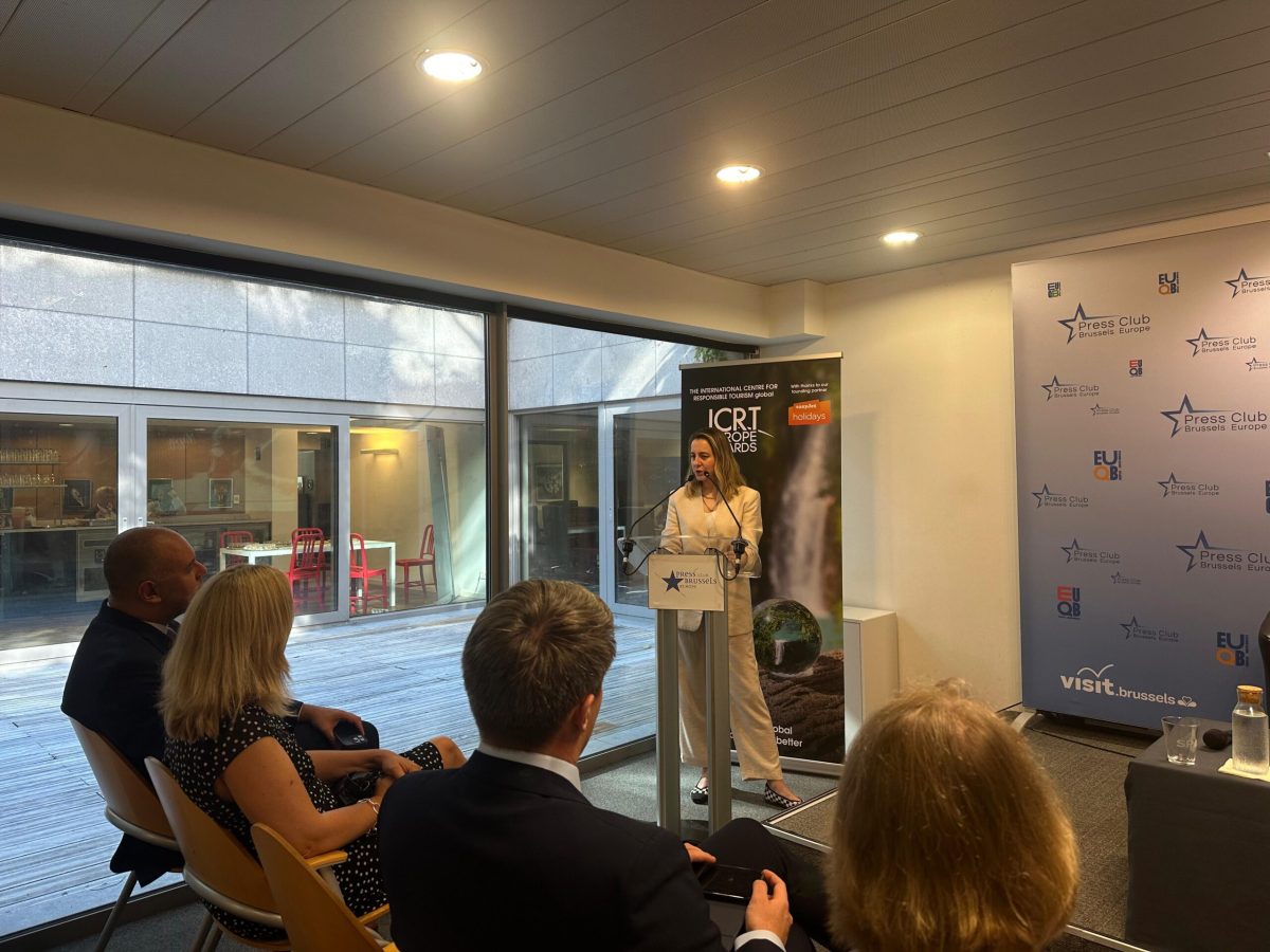 Presentation event at Club Marvy about responsible tourism practices