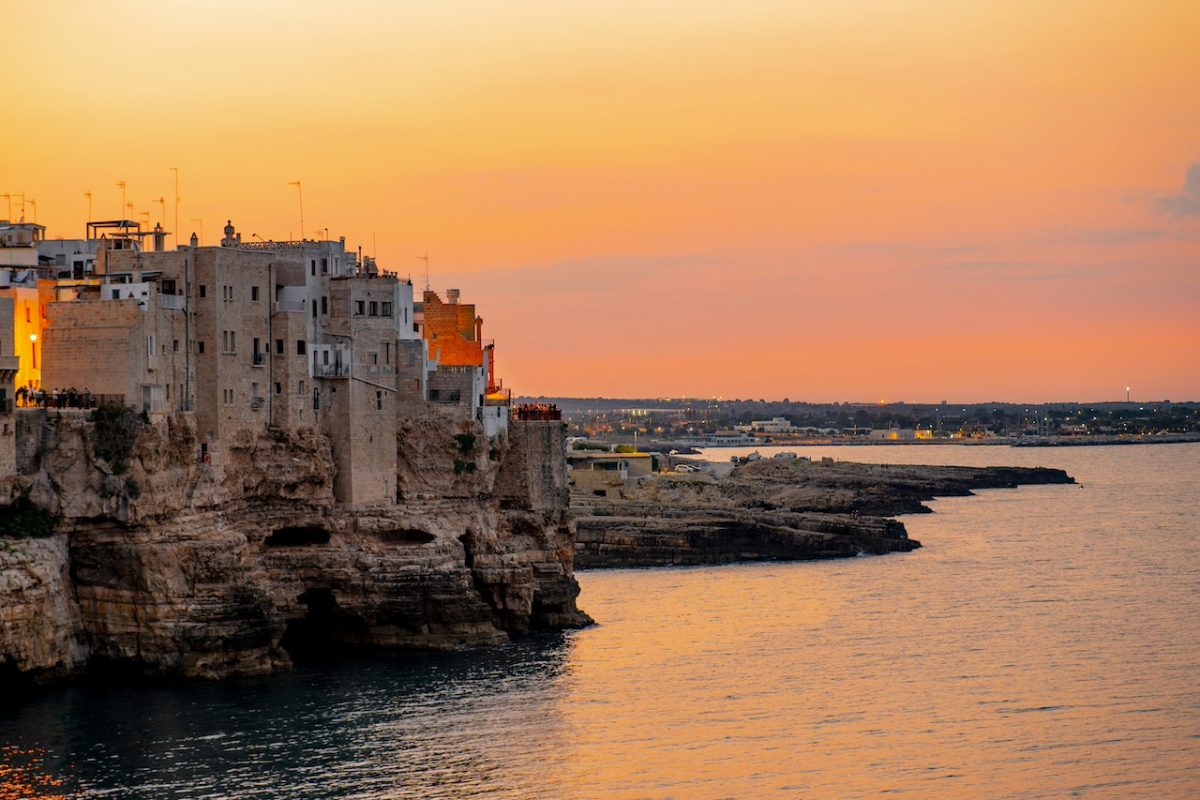 Puglia's Picnic War Pits Beach Clubs Against Italy's Budget Travelers