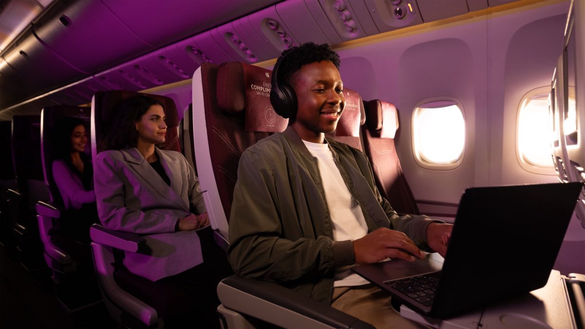 Qatar Airways just connected 150 planes to satellite WiFi. Here's what that means for you