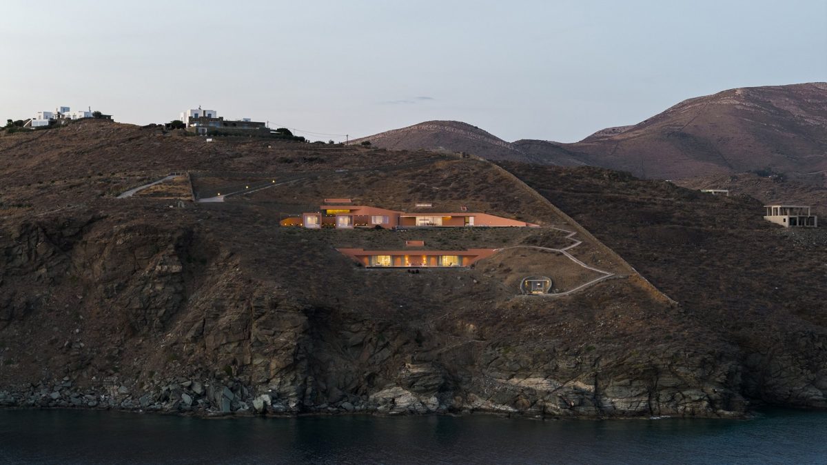 Syros Gets a Resort That Vanishes Into the Cliffs