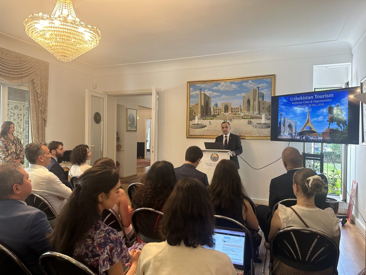 Tourism presentation about Uzbekistan to Benelux audience in elegant venue