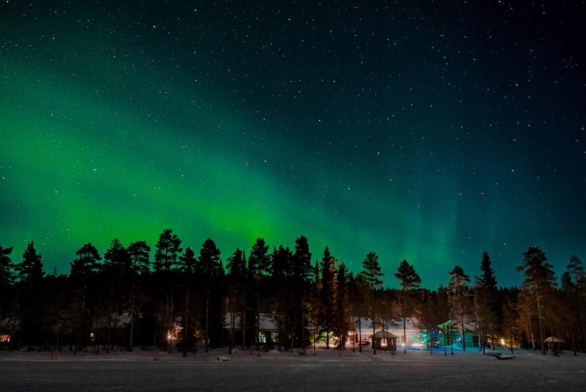 Uber's Free Aurora Hunt Lands in Finland Just as the Lights Peak