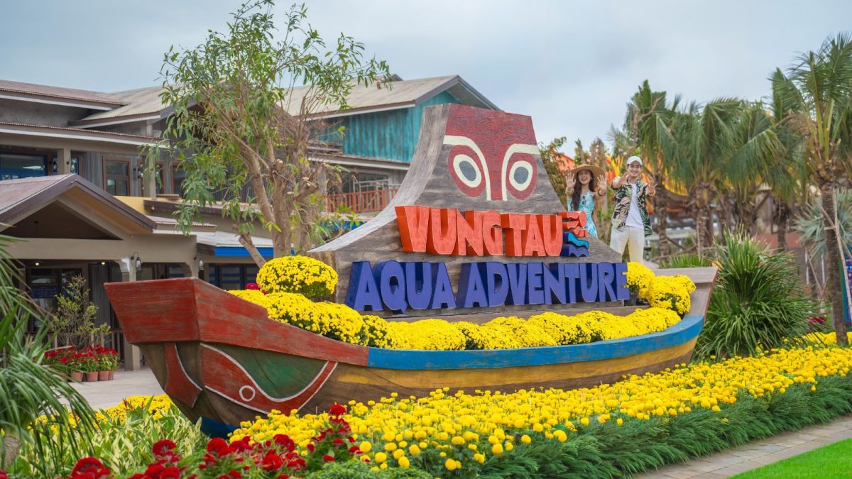 Vietnam's Massive New Water Park Just Set Five World Records